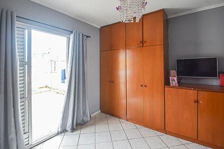 Casa à venda com 150m², 2 quartos e 2 vagas Casa à venda com 150m², 2 quartos e 2 vagasQuarto 2