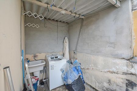 Casa à venda com 150m², 2 quartos e 2 vagas Casa à venda com 150m², 2 quartos e 2 vagasÁrea de Serviço