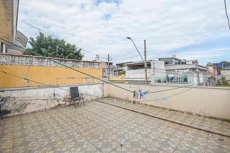 Casa à venda com 150m², 2 quartos e 2 vagas Casa à venda com 150m², 2 quartos e 2 vagasÁrea de Serviço