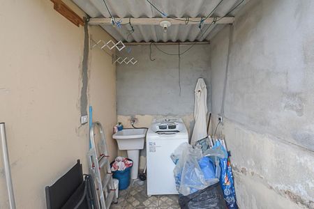 Casa à venda com 150m², 2 quartos e 2 vagas Casa à venda com 150m², 2 quartos e 2 vagasÁrea de Serviço