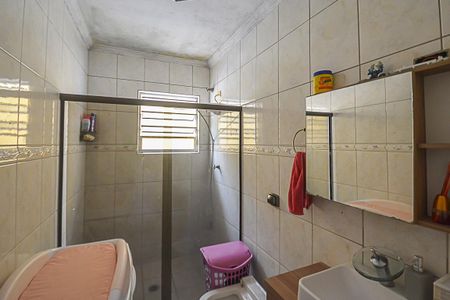 Casa à venda com 150m², 2 quartos e 2 vagas Casa à venda com 150m², 2 quartos e 2 vagasBanheiro