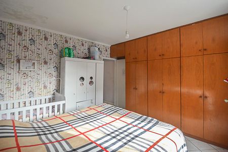 Casa à venda com 150m², 2 quartos e 2 vagas Casa à venda com 150m², 2 quartos e 2 vagasQuarto 1