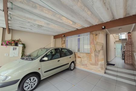 Casa para alugar com 170m², 3 quartos e 2 vagas Casa para alugar com 170m², 3 quartos e 2 vagasGaragem