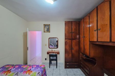 Casa para alugar com 170m², 3 quartos e 2 vagas Casa para alugar com 170m², 3 quartos e 2 vagasQuarto 1