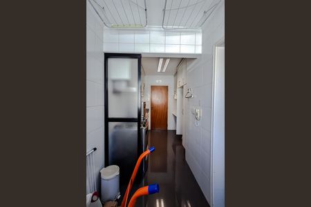 Apartamento à venda com 79m², 3 quartos e 2 vagas Apartamento à venda com 79m², 3 quartos e 2 vagasÁrea de Serviço