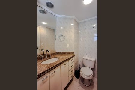 Apartamento à venda com 79m², 3 quartos e 2 vagas Apartamento à venda com 79m², 3 quartos e 2 vagasBanheiro da Suíte