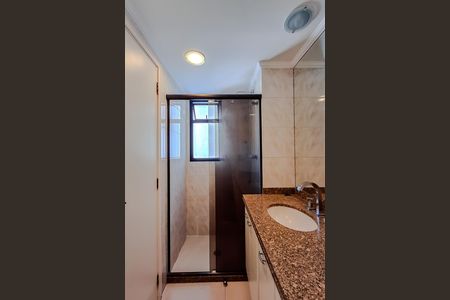 Apartamento à venda com 79m², 3 quartos e 2 vagas Apartamento à venda com 79m², 3 quartos e 2 vagasBanheiro da Suíte
