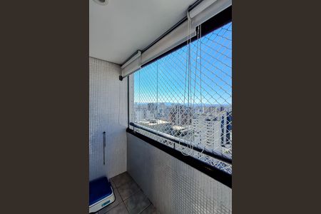 Apartamento à venda com 79m², 3 quartos e 2 vagas Apartamento à venda com 79m², 3 quartos e 2 vagasVaranda