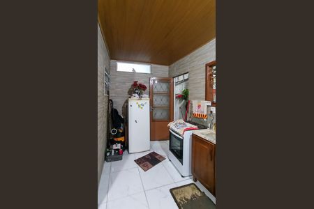 Casa à venda com 60m², 3 quartos e sem vaga Casa à venda com 60m², 3 quartos e sem vagaCozinha