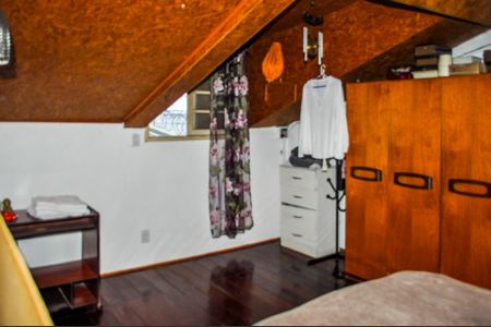Quarto 1 de casa à venda com 3 quartos, 60m² em Centro Histórico, Porto Alegre