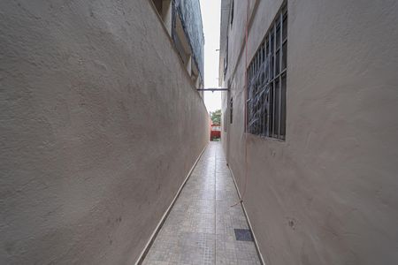 Casa à venda com 370m², 4 quartos e 3 vagas Casa à venda com 370m², 4 quartos e 3 vagascorredor