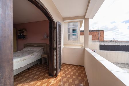 Casa à venda com 370m², 4 quartos e 3 vagas Casa à venda com 370m², 4 quartos e 3 vagasVaranda do Quarto 2