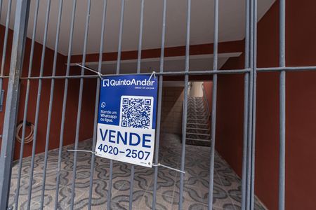 Casa à venda com 370m², 4 quartos e 3 vagas Casa à venda com 370m², 4 quartos e 3 vagasinstalada dia 04-06-2026 Placa: ZWMT-340