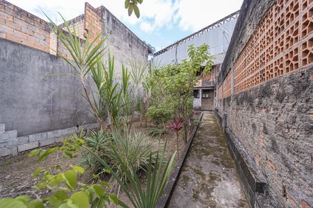 Casa à venda com 370m², 4 quartos e 3 vagas Casa à venda com 370m², 4 quartos e 3 vagasQuintal