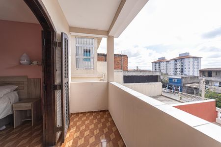 Casa à venda com 370m², 4 quartos e 3 vagas Casa à venda com 370m², 4 quartos e 3 vagasVaranda do Quarto 2