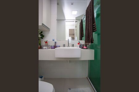 Apartamento à venda com 56m², 2 quartos e 1 vagaBanheiro Social