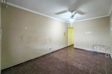 Sala de casa de condomínio para alugar com 2 quartos, 90m² em Parque Continental, São Vicente