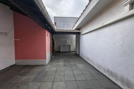 Casa de condomínio para alugar com 90m², 2 quartos e 2 vagasQuintal