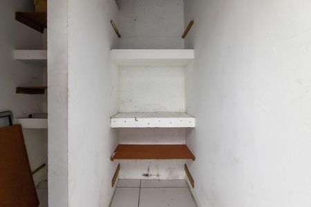 Casa de condomínio para alugar com 90m², 2 quartos e 2 vagasQuarto de serviço 
