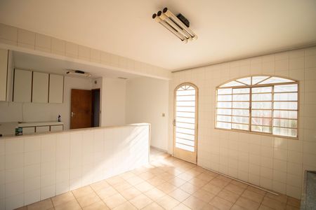 Casa para alugar com 150m², 2 quartos e sem vaga Casa para alugar com 150m², 2 quartos e sem vagaCOZINHA E SALA DE JANTAR
