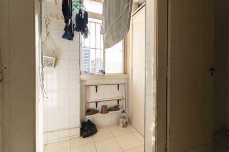 Apartamento à venda com 98m², 2 quartos e 1 vaga Apartamento à venda com 98m², 2 quartos e 1 vagaLavanderia