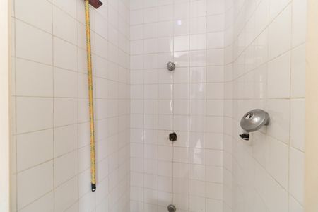 Apartamento à venda com 98m², 2 quartos e 1 vaga Apartamento à venda com 98m², 2 quartos e 1 vagaBanheiro de Serviço