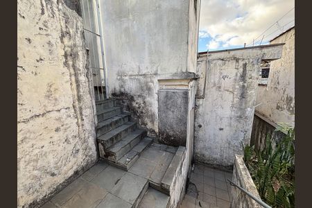Casa à venda com 210m², 3 quartos e 3 vagas Casa à venda com 210m², 3 quartos e 3 vagasQuintal