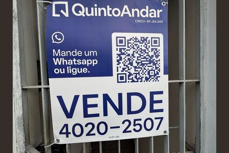 Casa à venda com 210m², 3 quartos e 3 vagas Casa à venda com 210m², 3 quartos e 3 vagasPlaca