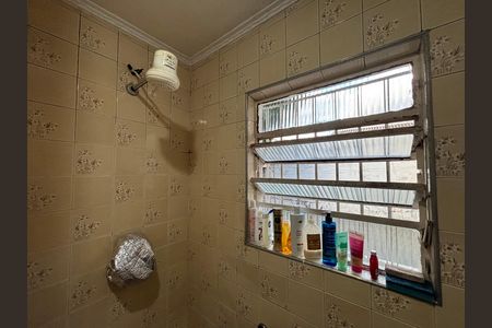 Casa à venda com 210m², 3 quartos e 3 vagas Casa à venda com 210m², 3 quartos e 3 vagasBanheiro 2