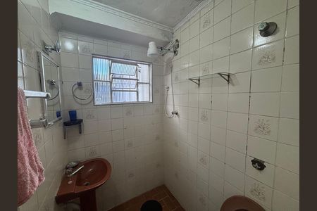 Casa à venda com 210m², 3 quartos e 3 vagas Casa à venda com 210m², 3 quartos e 3 vagasBanheiro 1