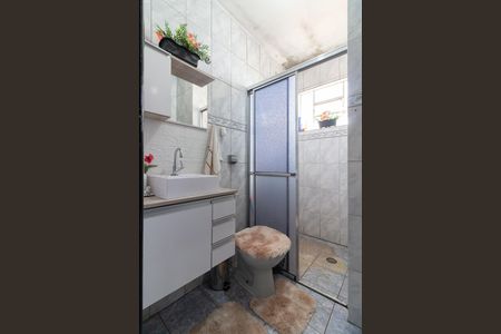 Casa à venda com 126m², 2 quartos e 2 vagas Casa à venda com 126m², 2 quartos e 2 vagasBanheiro