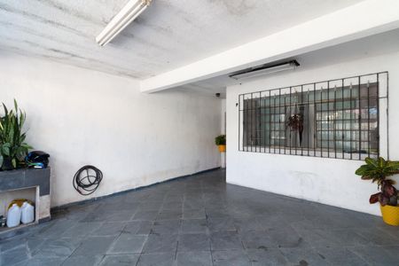 Casa à venda com 126m², 2 quartos e 2 vagas Casa à venda com 126m², 2 quartos e 2 vagasGaragem