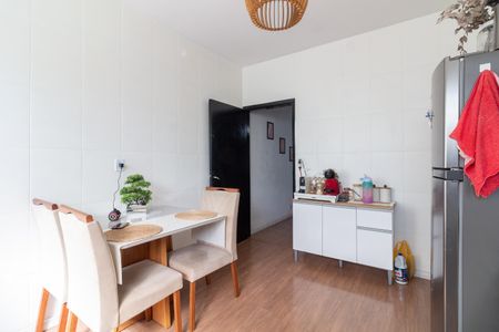 Casa à venda com 126m², 2 quartos e 2 vagas Casa à venda com 126m², 2 quartos e 2 vagasCozinha