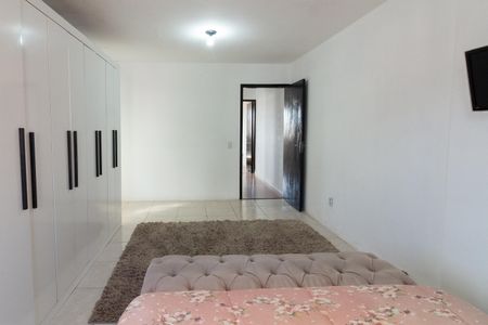 Casa à venda com 126m², 2 quartos e 2 vagas Casa à venda com 126m², 2 quartos e 2 vagasQuarto 2 - Suíte