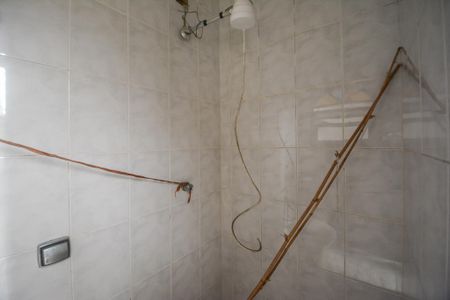 Casa para alugar com 195m², 3 quartos e 2 vagas Casa para alugar com 195m², 3 quartos e 2 vagasBanheiro de serviço