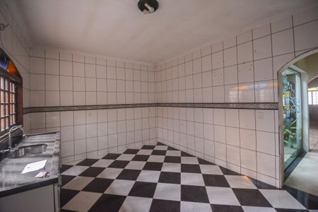Casa para alugar com 195m², 3 quartos e 2 vagas Casa para alugar com 195m², 3 quartos e 2 vagasCozinha
