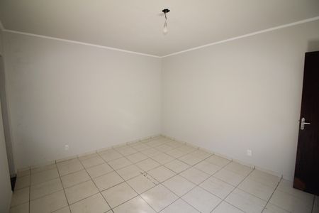 Casa para alugar com 250m², 2 quartos e 4 vagasQuarto 2