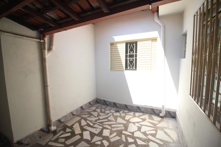 Casa para alugar com 250m², 2 quartos e 4 vagasÁrea de Serviço