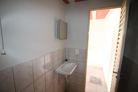 Casa para alugar com 250m², 2 quartos e 4 vagasBanheiro 2
