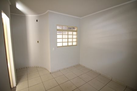 Casa para alugar com 250m², 2 quartos e 4 vagasCopa