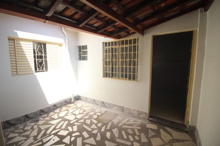 Casa para alugar com 250m², 2 quartos e 4 vagasÁrea de Serviço
