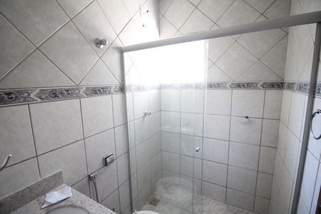 Casa para alugar com 250m², 2 quartos e 4 vagasBanheiro 1