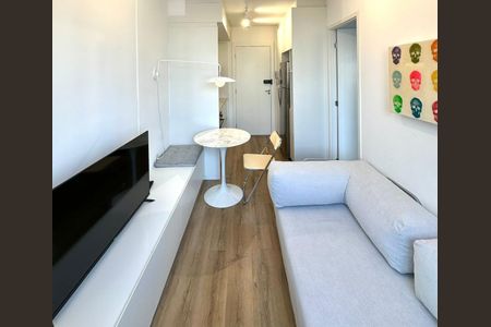 Studio para alugar com 27m², 1 quarto e sem vaga Studio para alugar com 27m², 1 quarto e sem vagaSala