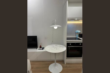 Studio para alugar com 27m², 1 quarto e sem vaga Studio para alugar com 27m², 1 quarto e sem vagaSala