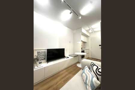 Sala de kitnet/studio para alugar com 1 quarto, 27m² em Pinheiros, São Paulo