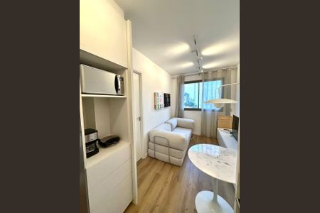 Studio para alugar com 27m², 1 quarto e sem vaga Studio para alugar com 27m², 1 quarto e sem vagaSala