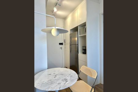 Studio para alugar com 27m², 1 quarto e sem vaga Studio para alugar com 27m², 1 quarto e sem vagaCozinha