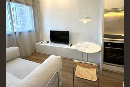 Sala de kitnet/studio para alugar com 1 quarto, 27m² em Pinheiros, São Paulo