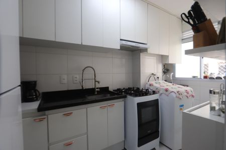 Apartamento para alugar com 48m², 2 quartos e 1 vagaCozinha e Área de Serviço