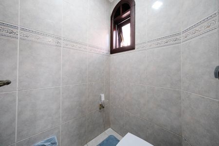 Casa para alugar com 450m², 3 quartos e 6 vagasLavabo